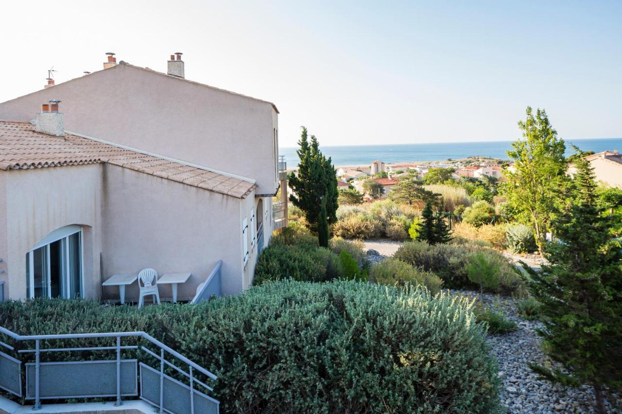 Ulvf Les Romarins Aparthotel Fleury  Bagian luar foto